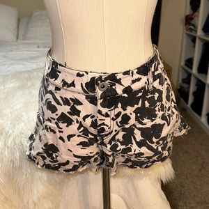 DC Shoes | Y2K Abstract Floral Rose Print Denim Mini Shorts Pink Black Size 29